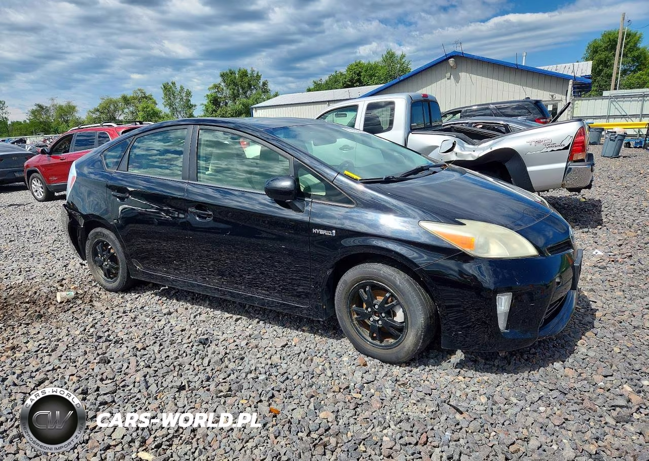 2012 Toyota Prius Two VIN:JTDKN3DU9C5388488 - 4