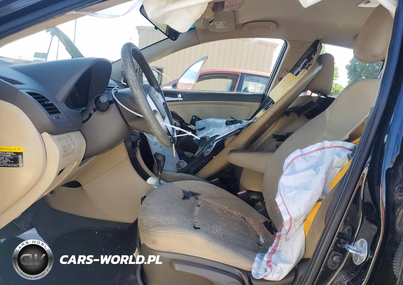 2013 Hyundai Accent Gls VIN:KMHCT4AE1DU448912 - 7
