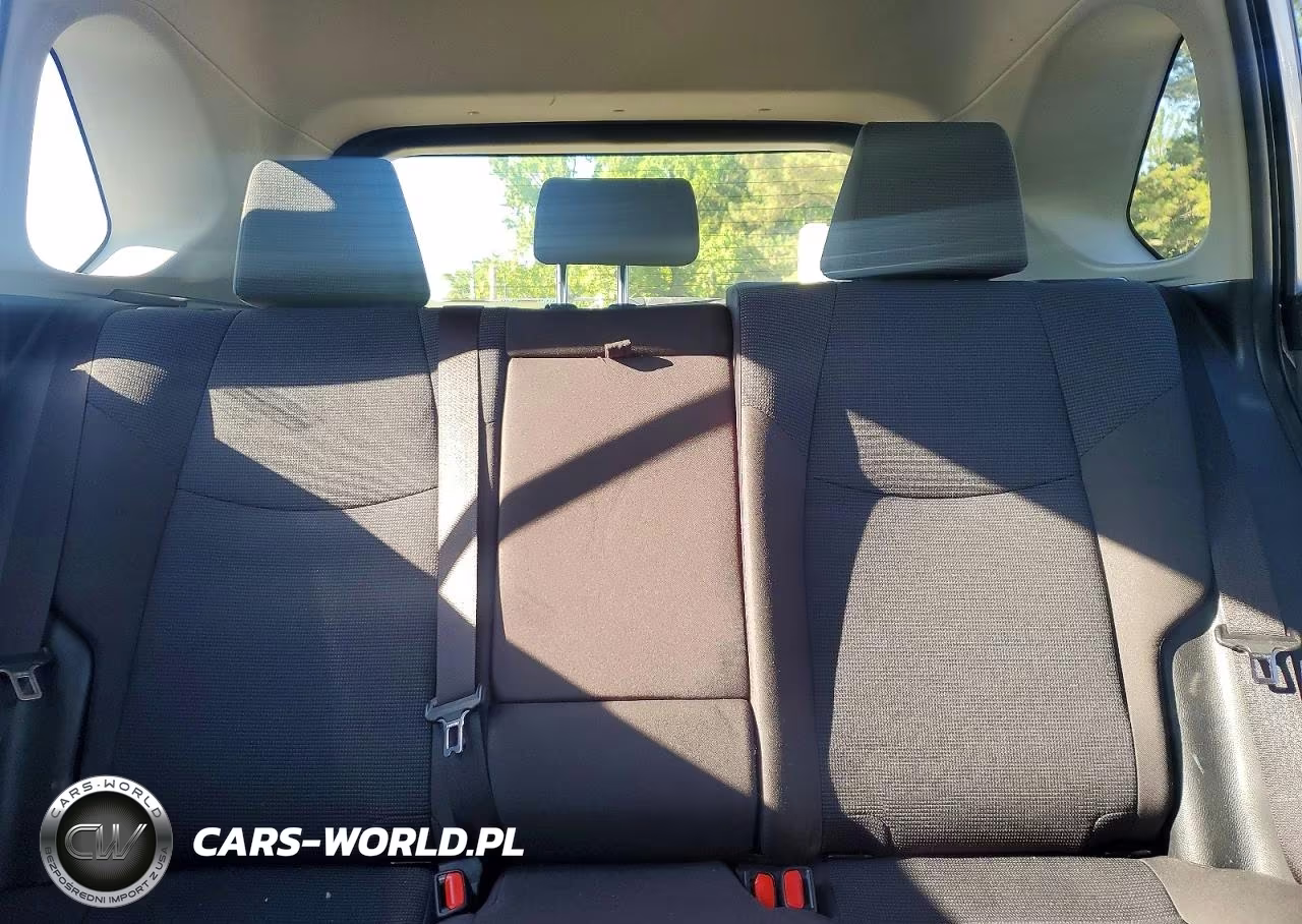 2020 Toyota Rav4 Le VIN:JTMMWRFV7LD053590 - 10