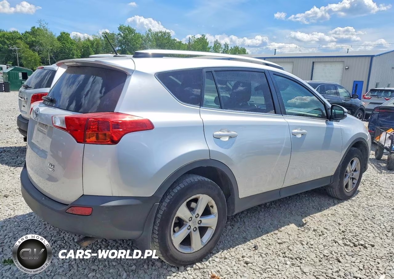 2013 Toyota Rav4 Xle VIN:2T3RFREV5DW044527 - 3