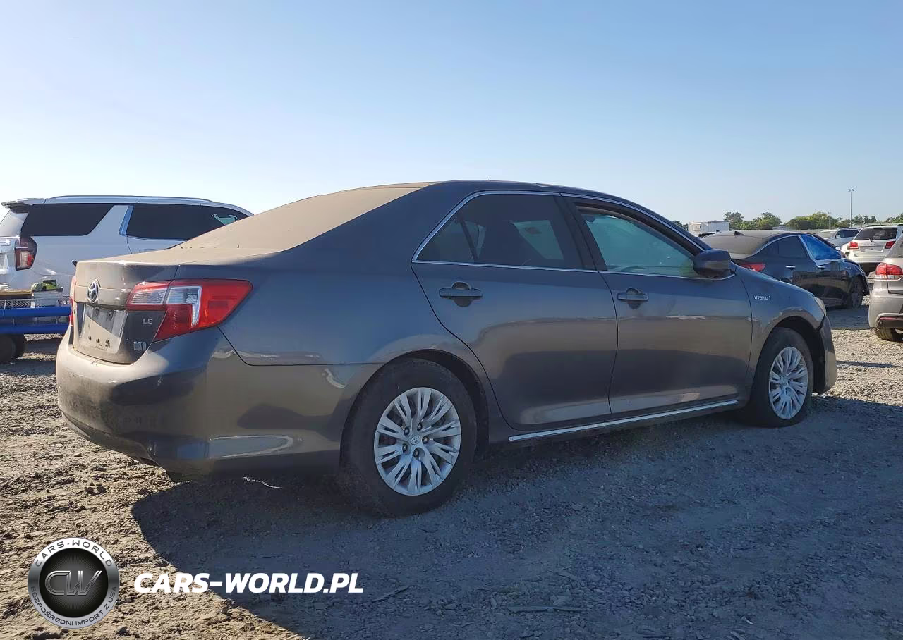 2013 Toyota Camry Hybrid Le VIN:4T1BD1FK2DU096445 - 3