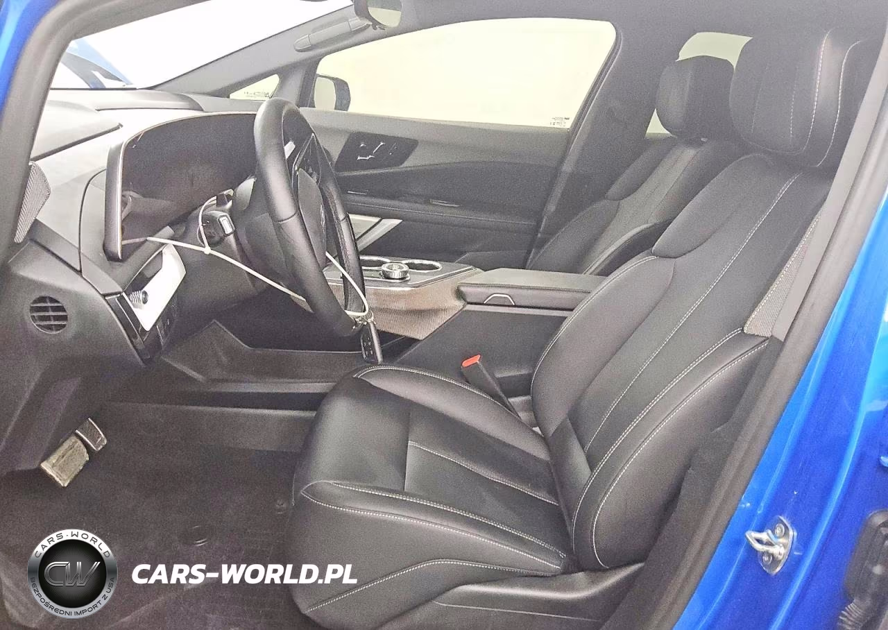 2026 Cadillac Optiq Luxury VIN:3GYK3BM51TS123542 - 7