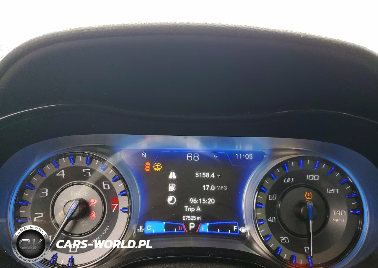 2023 Chrysler 300 S VIN:2C3CCABG8PH599793 - 9