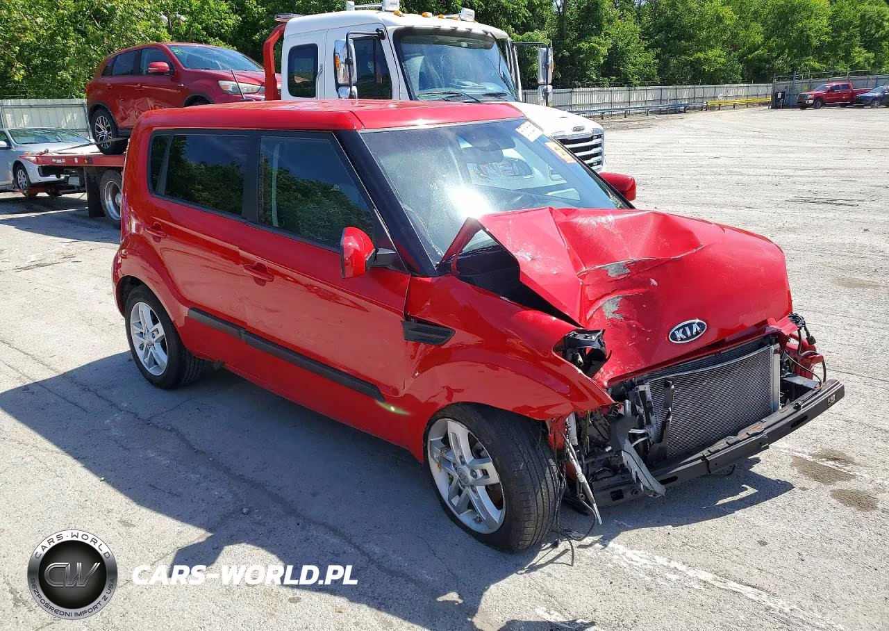 2011 Kia Soul + VIN:KNDJT2A23B7215146 - 4