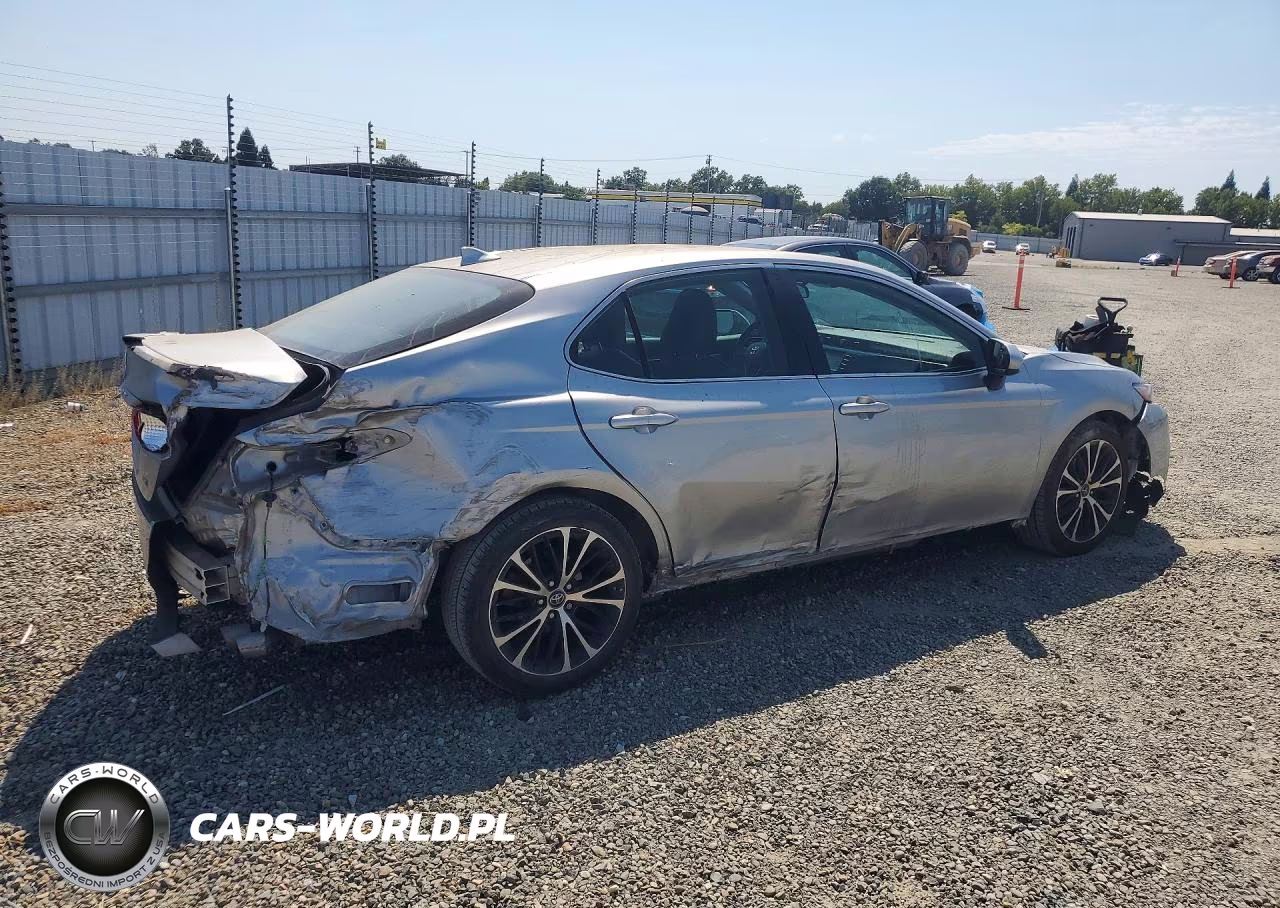 2019 Toyota Camry Se VIN:4T1B11HK5KU200333 - 3