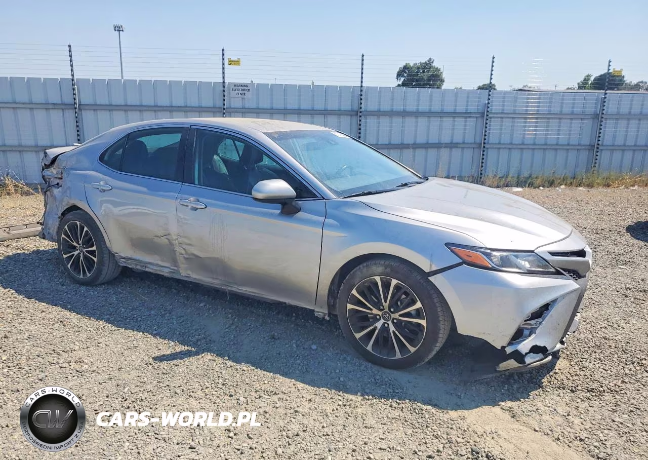 2019 Toyota Camry Se VIN:4T1B11HK5KU200333 - 4