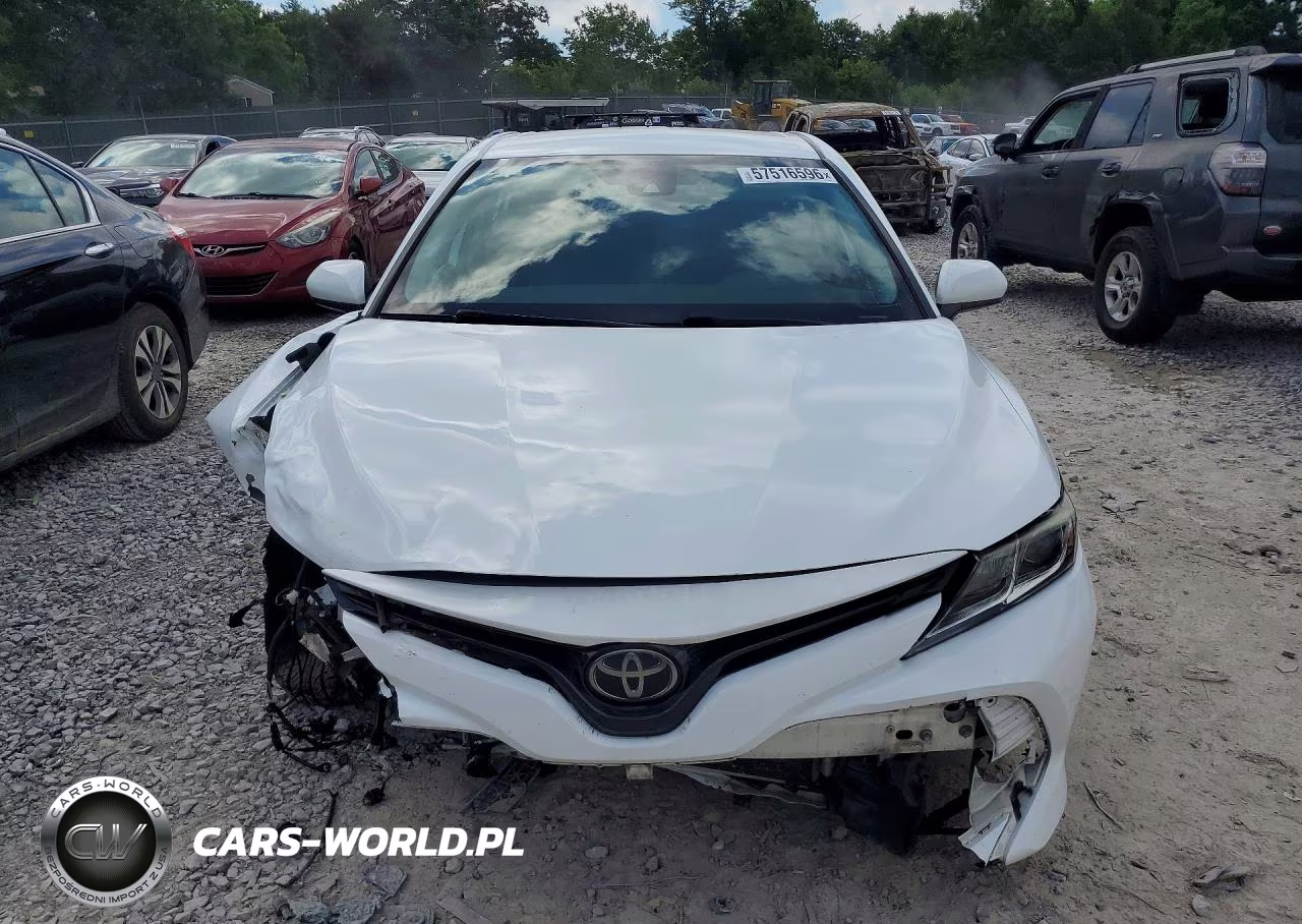 2019 Toyota Camry Le VIN:4T1B11HK9KU763711 - 5