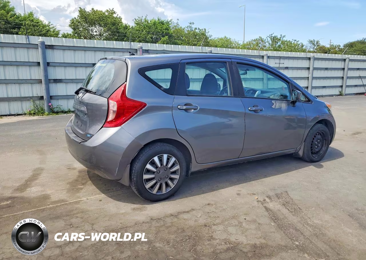 2016 Nissan Versa Note S Plus VIN:3N1CE2CP8GL397590 - 3
