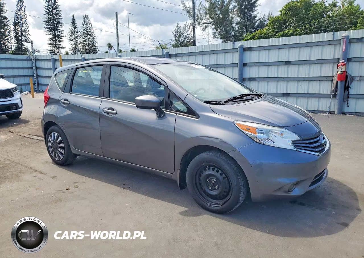 2016 Nissan Versa Note S Plus VIN:3N1CE2CP8GL397590 - 4