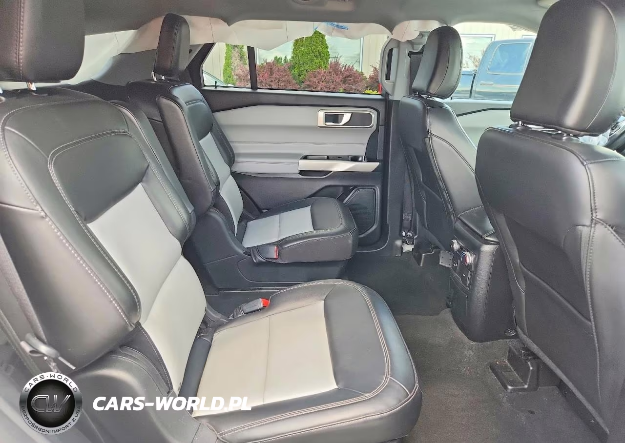 2022 Ford Explorer Xlt VIN:1FMSK8DH6NGA76995 - 11