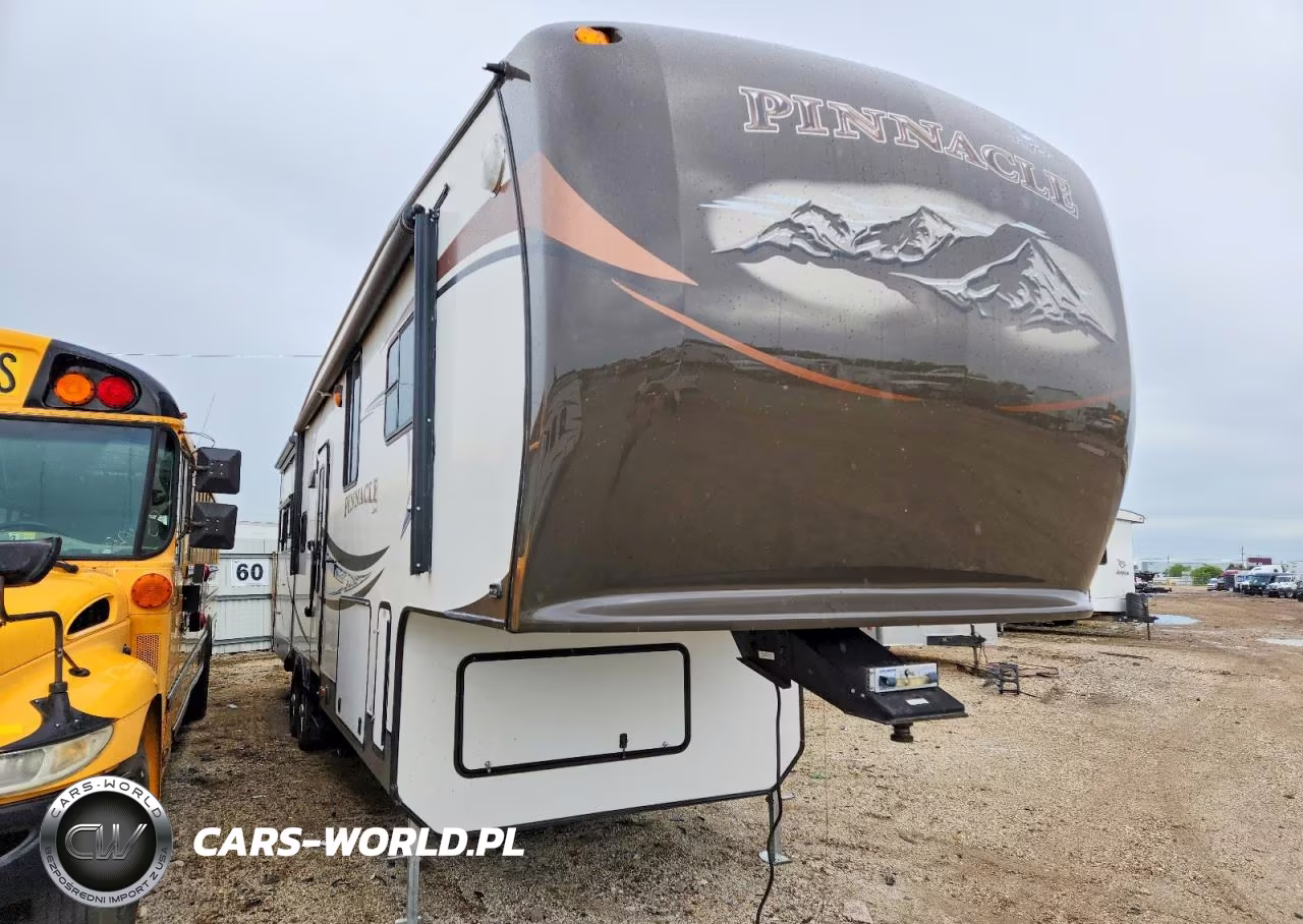 2013 Jayco Pinnacle Camper