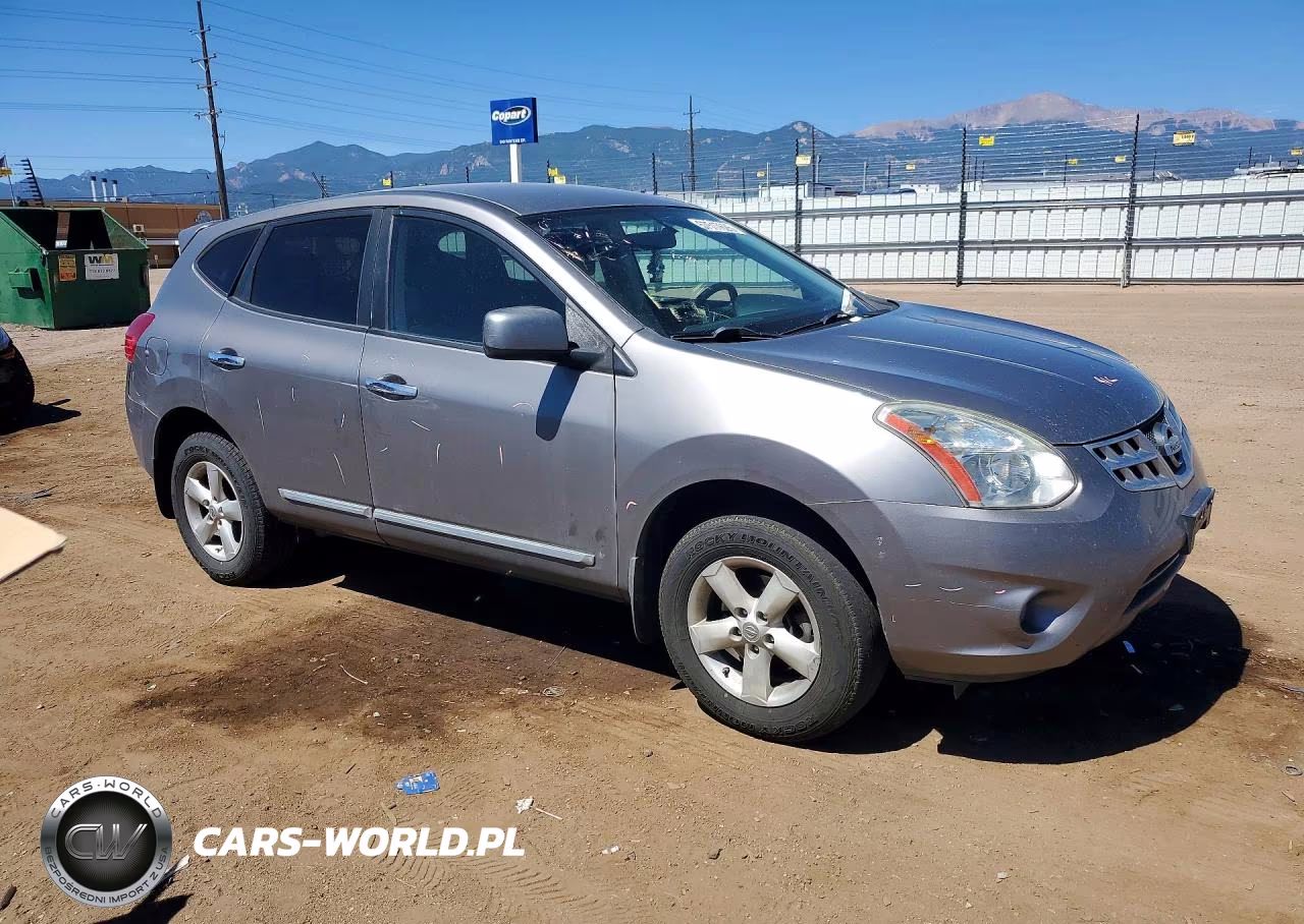 2013 Nissan Rogue S VIN:JN8AS5MV7DW102775 - 4