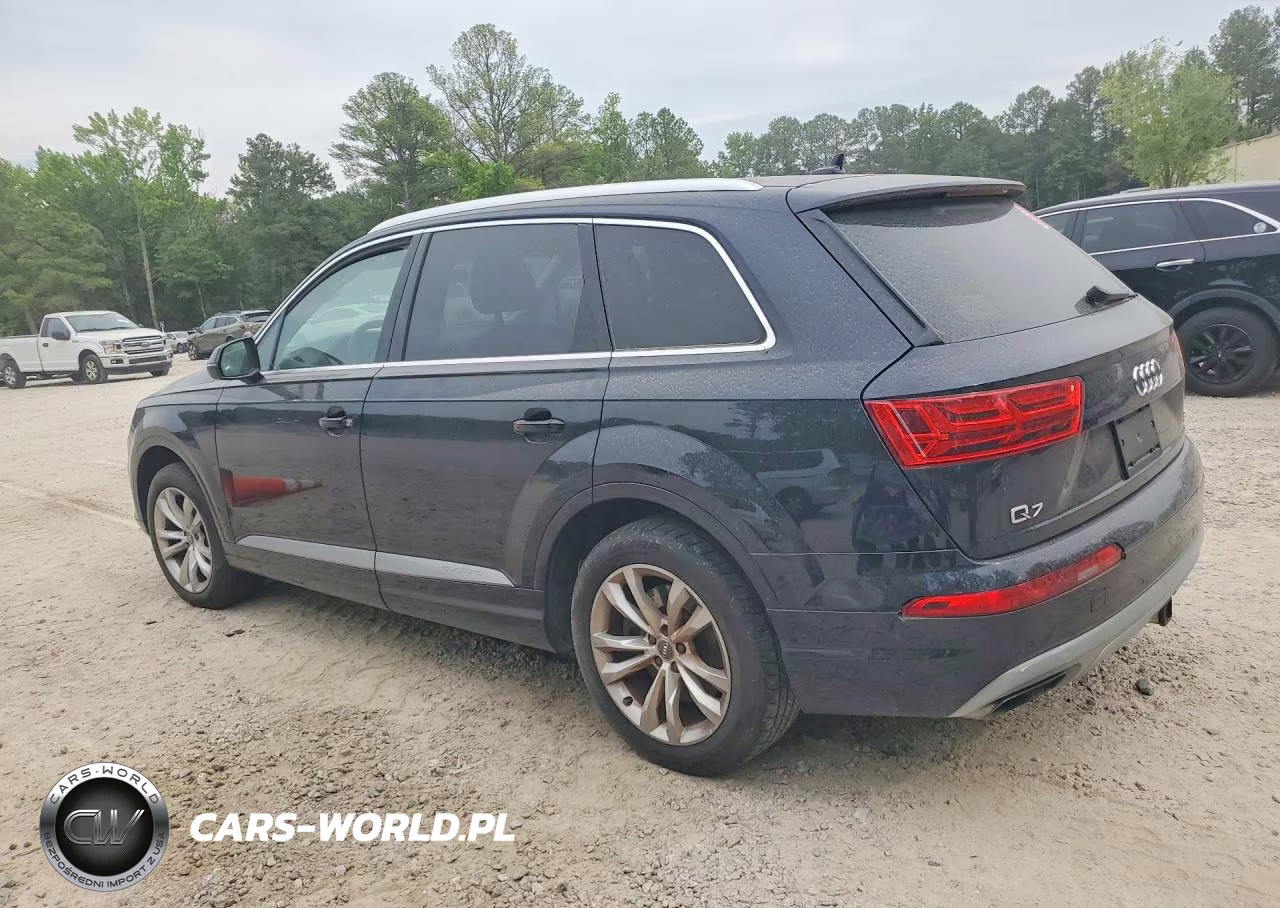 2017 Audi Q7 Premium Plus VIN:WA1LABF76HD040012 - 2