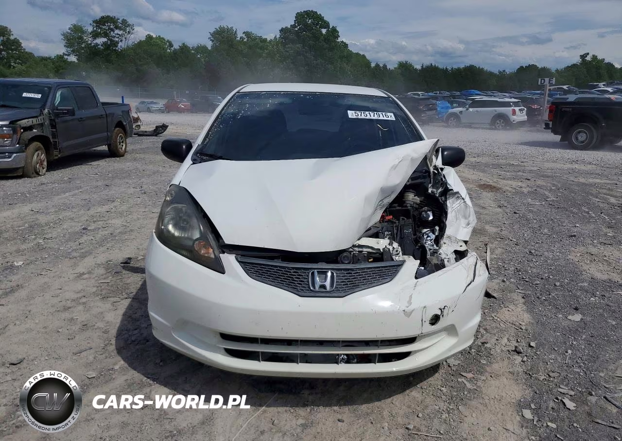 2010 Honda Fit VIN:JHMGE8G29AS000041 - 5