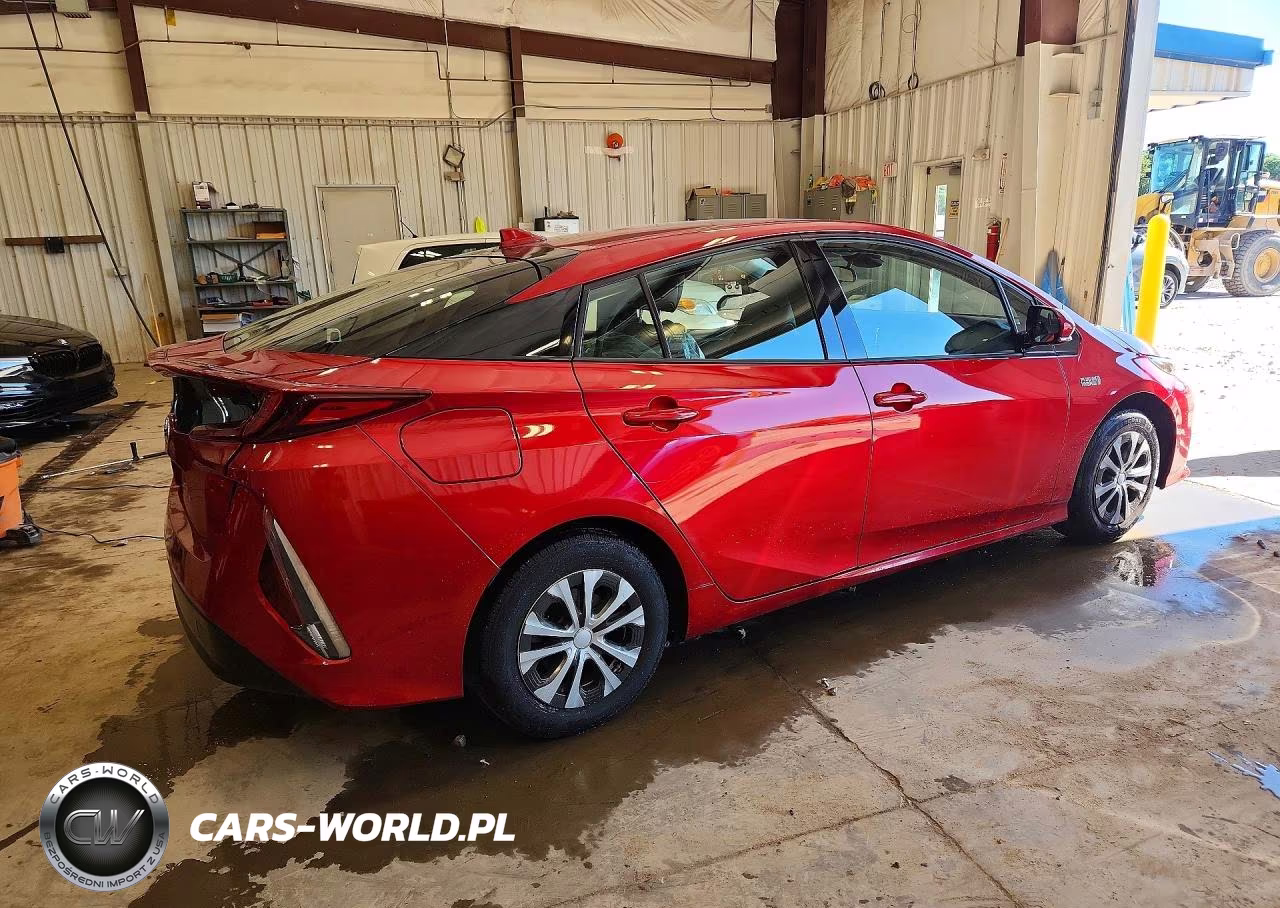 2018 Toyota Prius Prime Premium VIN:JTDKARFPXJ3089509 - 3