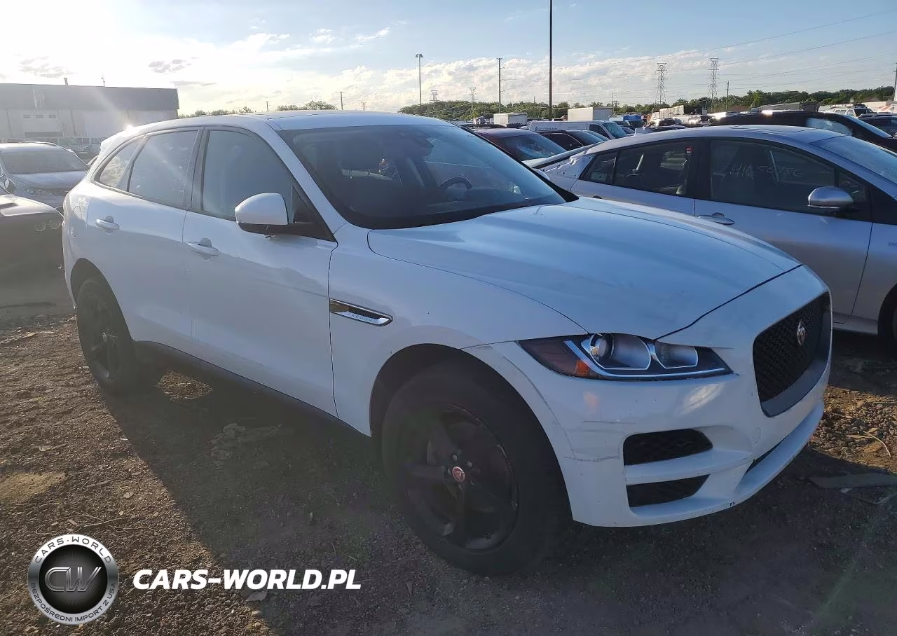 2018 Jaguar F-Pace Premium VIN:SADCJ2FX3JA248835 - 4