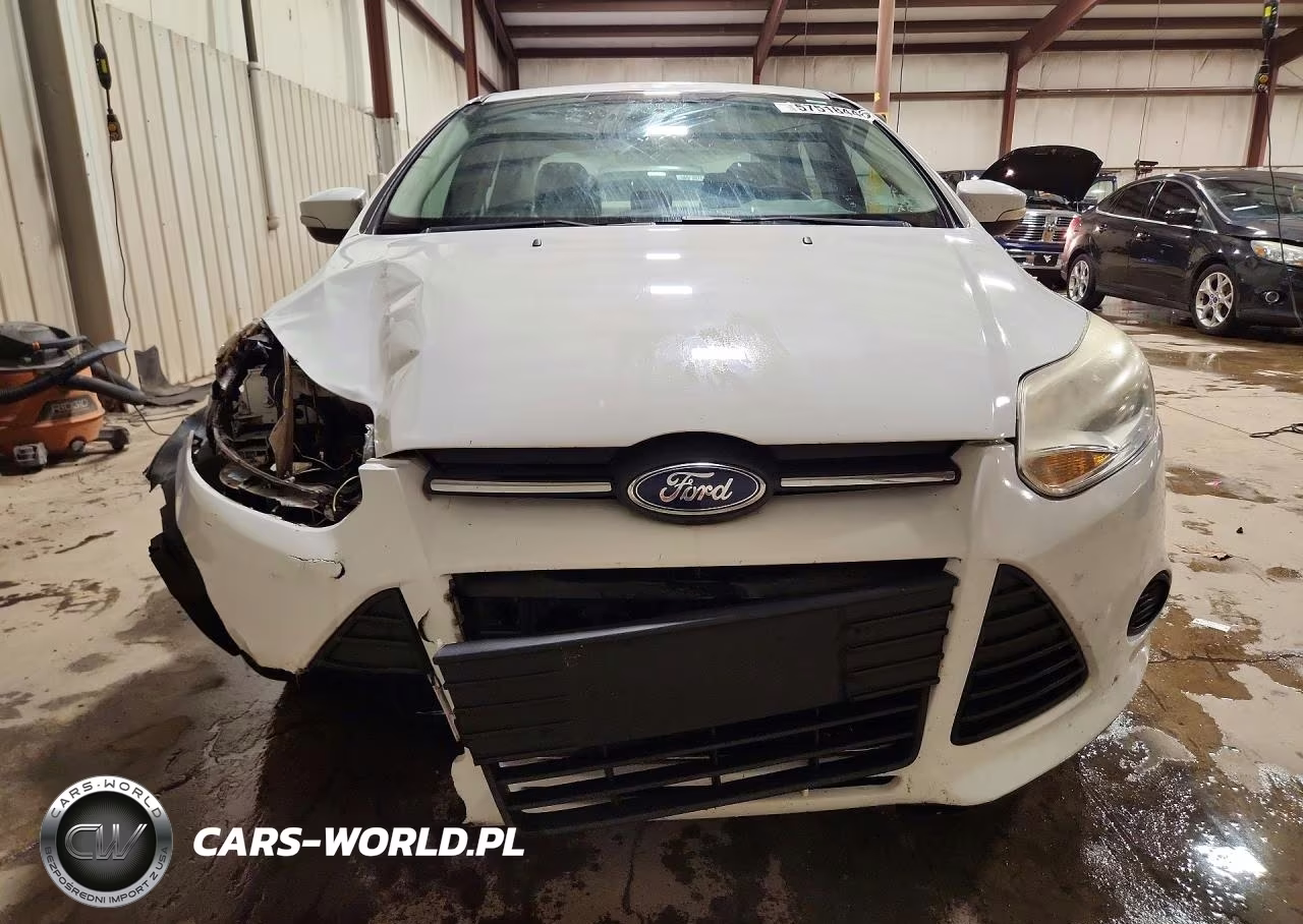 2014 Ford Focus Se VIN:1FADP3F23EL395732 - 5