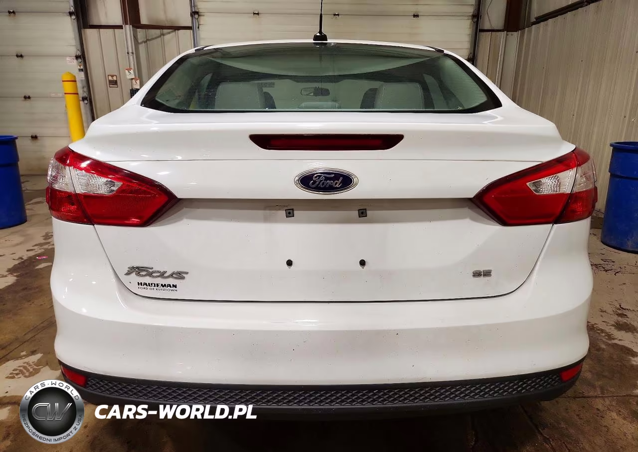 2014 Ford Focus Se VIN:1FADP3F23EL395732 - 6