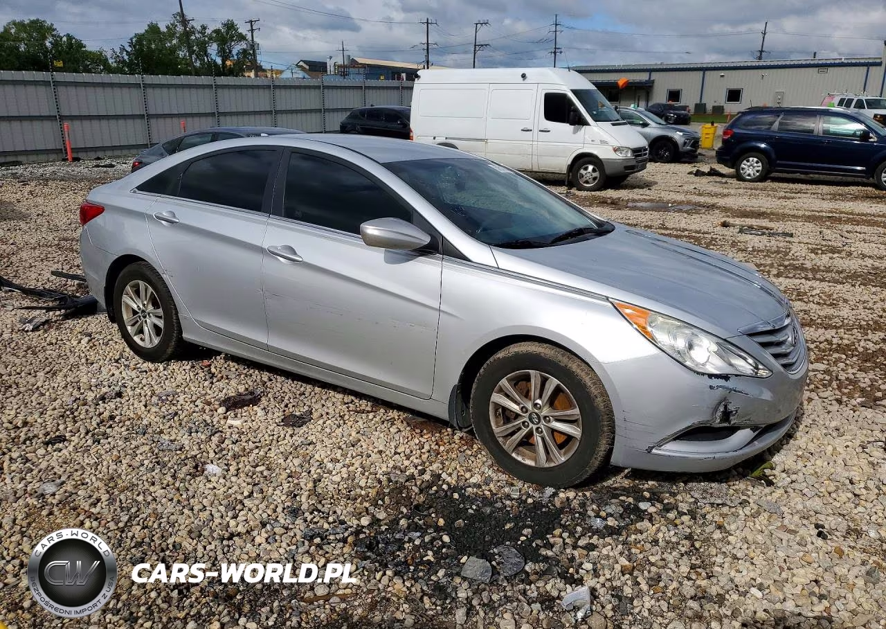 2012 Hyundai Sonata Gls VIN:5NPEB4AC1CH484333 - 4