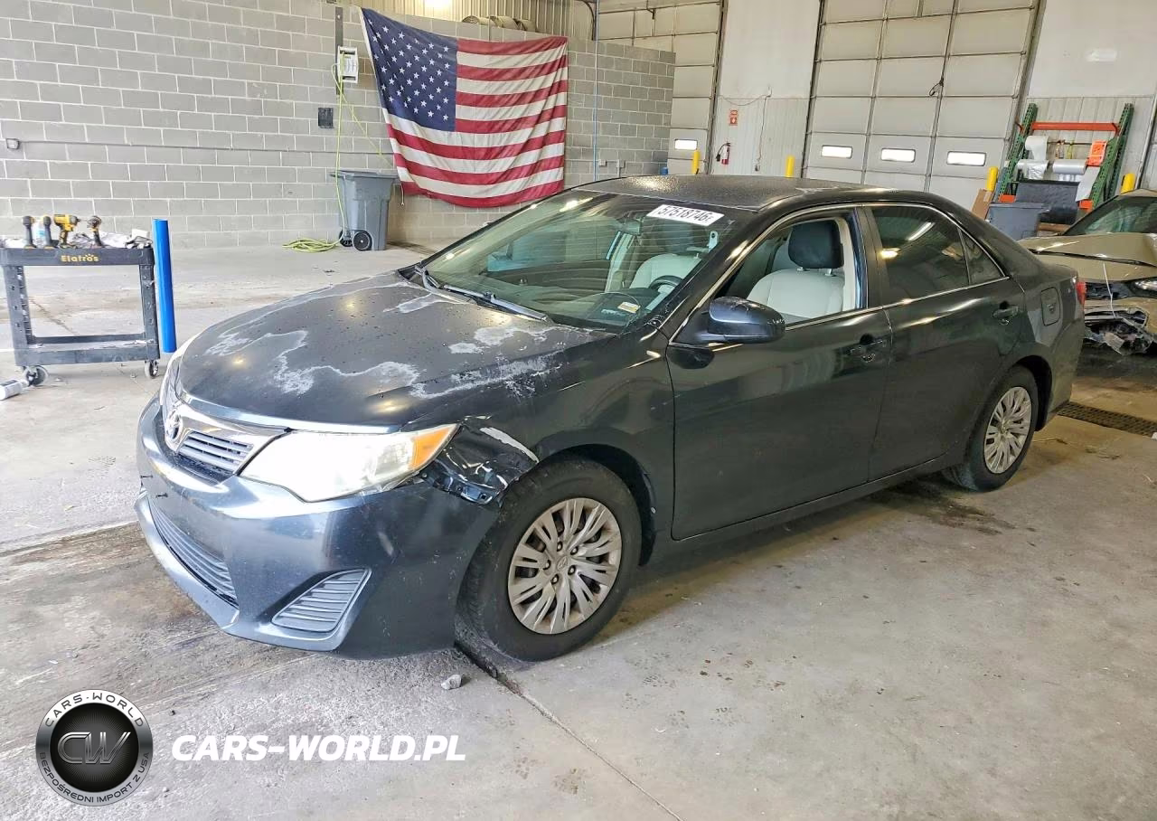 2012 Toyota Camry L – zdjęcie 1 z 12
