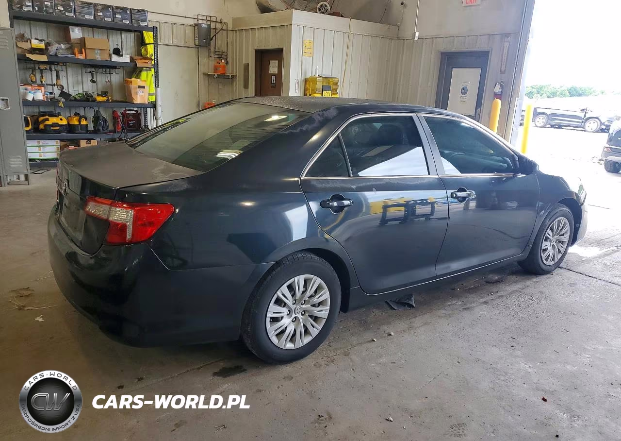 2012 Toyota Camry L VIN:4T1BF1FK5CU613990 - 3