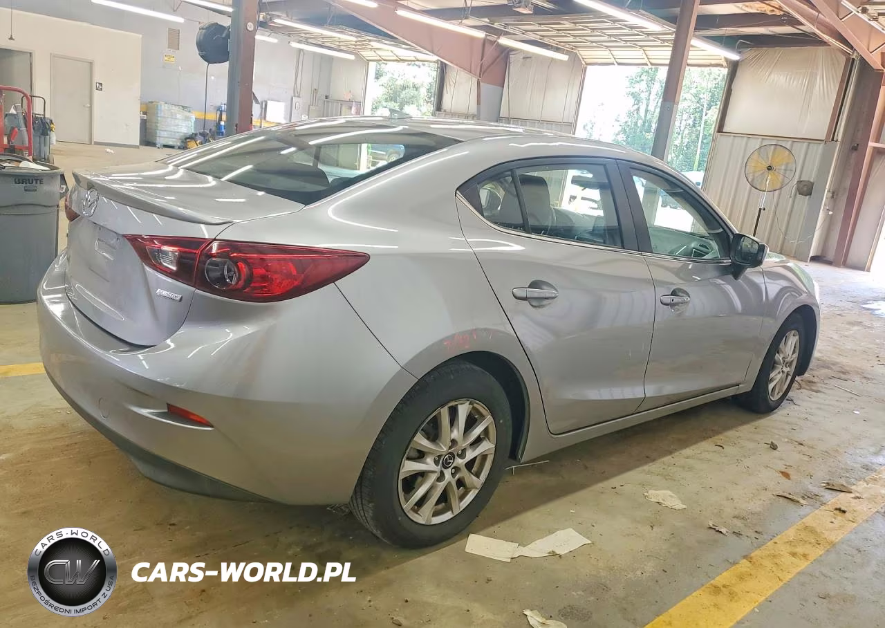 2015 Mazda 3 Touring VIN:3MZBM1V75FM159298 - 3