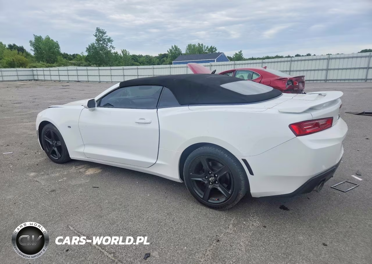 2018 Chevrolet Camaro Lt VIN:1G1FB3DX5J0168742 - 2