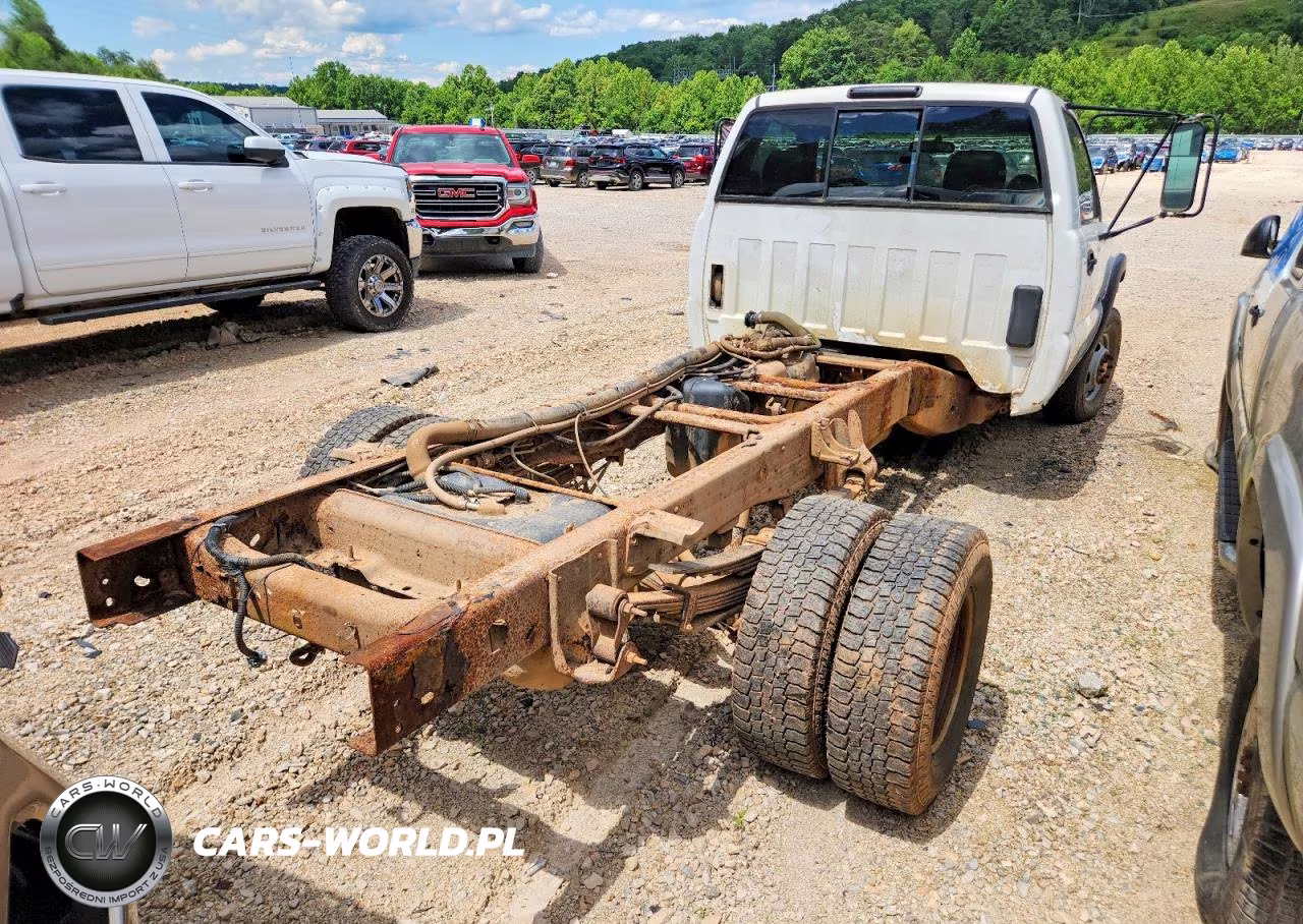 2007 GMC New Sierra K3500 VIN:1GDJK34D17E137244 - 10
