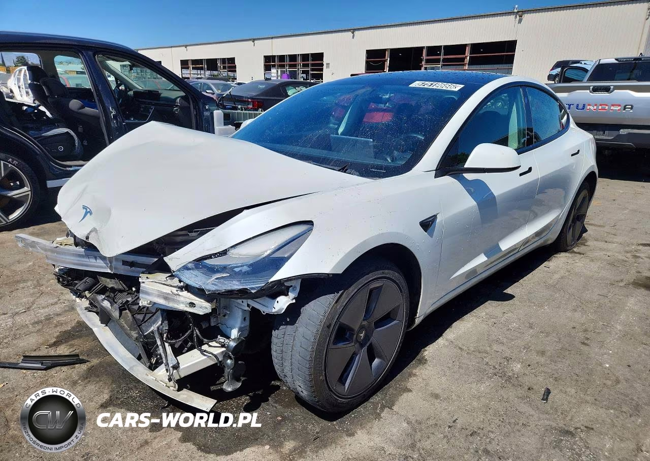 2022 Tesla Model 3 – zdjęcie 1 z 12