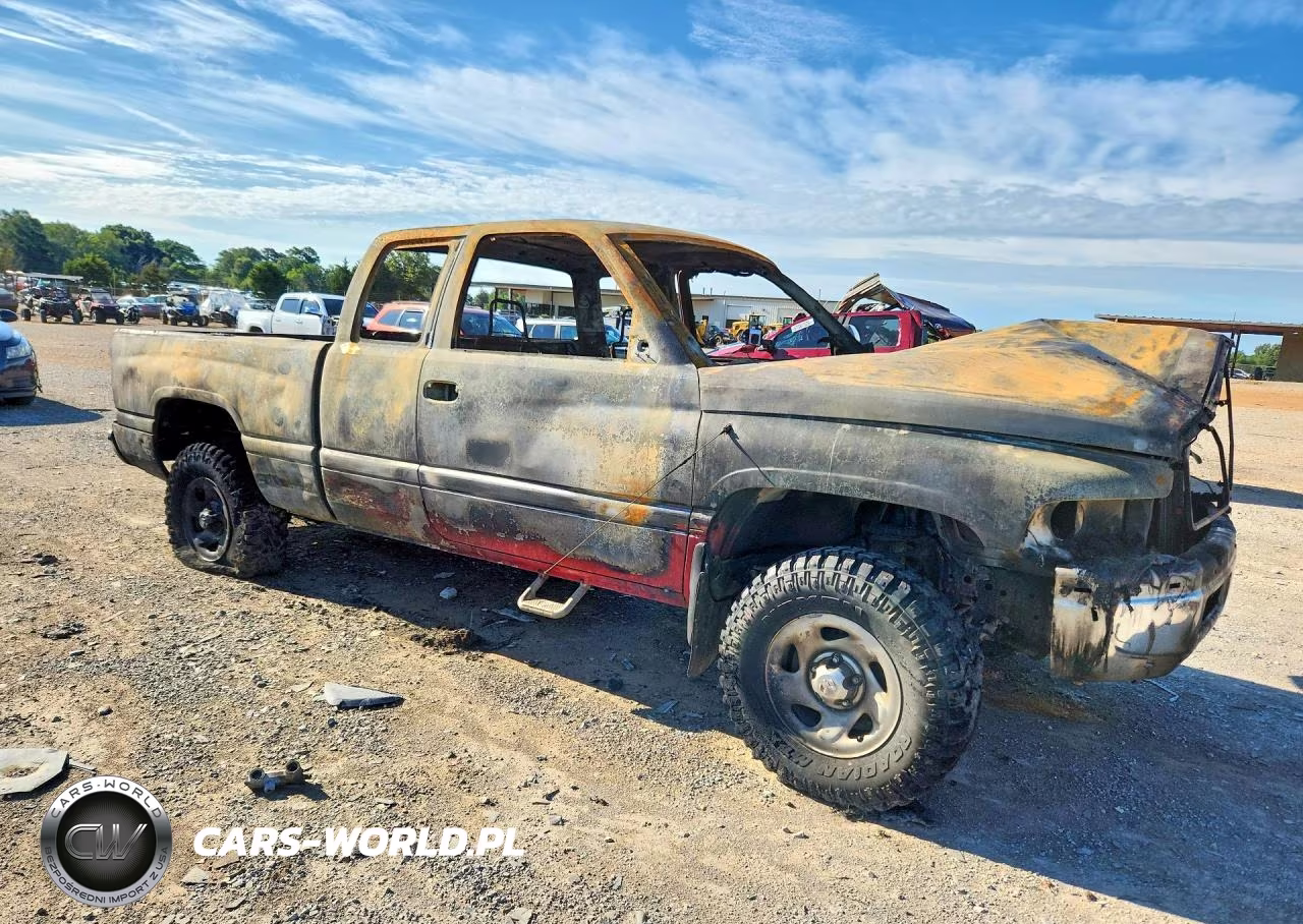 1996 Dodge Ram 1500 VIN:3B7HF13Y3TM103066 - 4