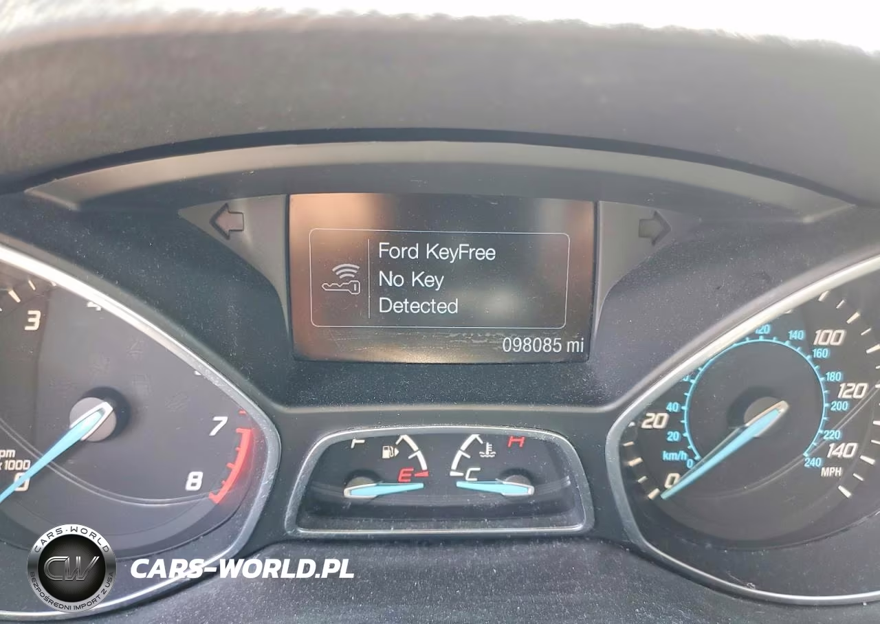 2016 Ford Escape Titanium VIN:1FMCU9JX7GUC85568 - 9