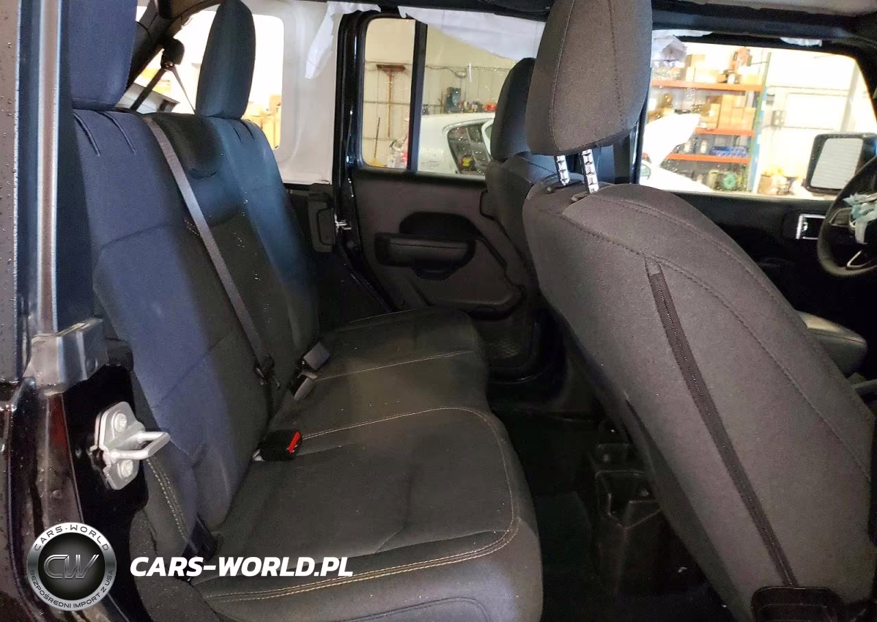 2025 Jeep Wrangler Sport VIN:1C4PJXDGXSW571135 - 11