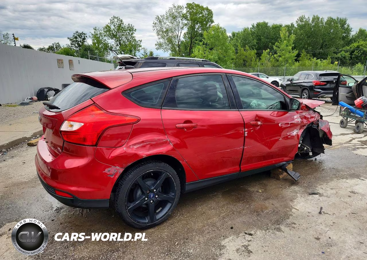2012 Ford Focus Se VIN:1FAHP3K25CL151097 - 3