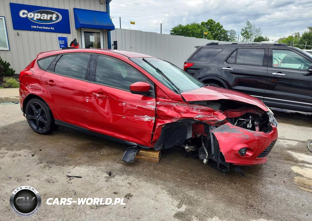 2012 Ford Focus Se VIN:1FAHP3K25CL151097 - 4