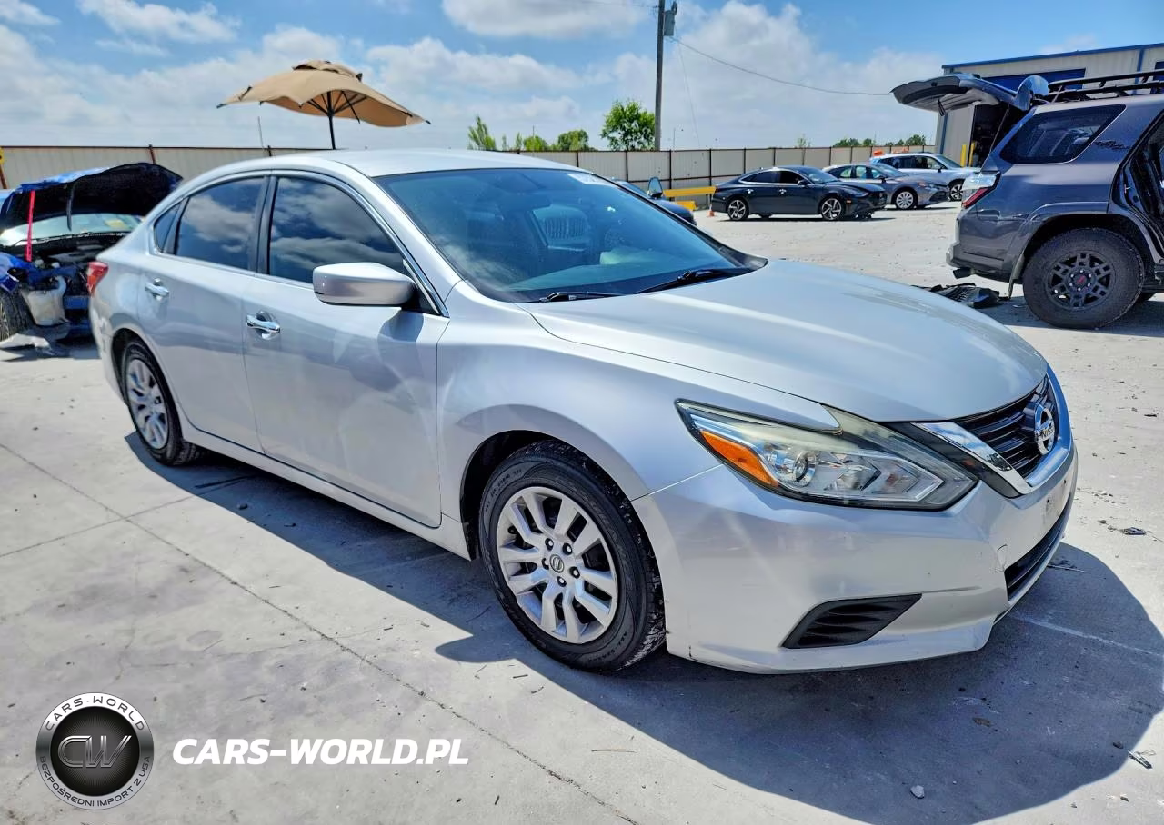 2016 Nissan Altima 2.5 S VIN:1N4AL3AP4GN350548 - 4