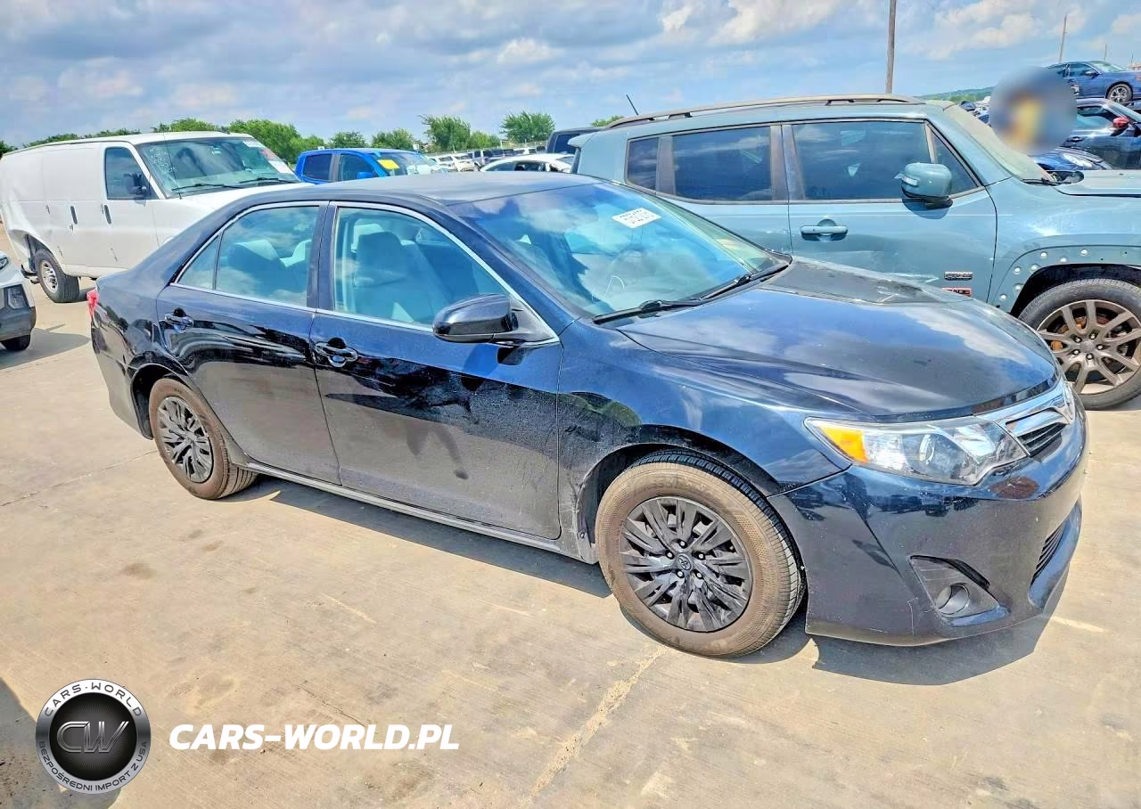 2014 Toyota Camry Le VIN:4T4BF1FK7ER430826 - 4