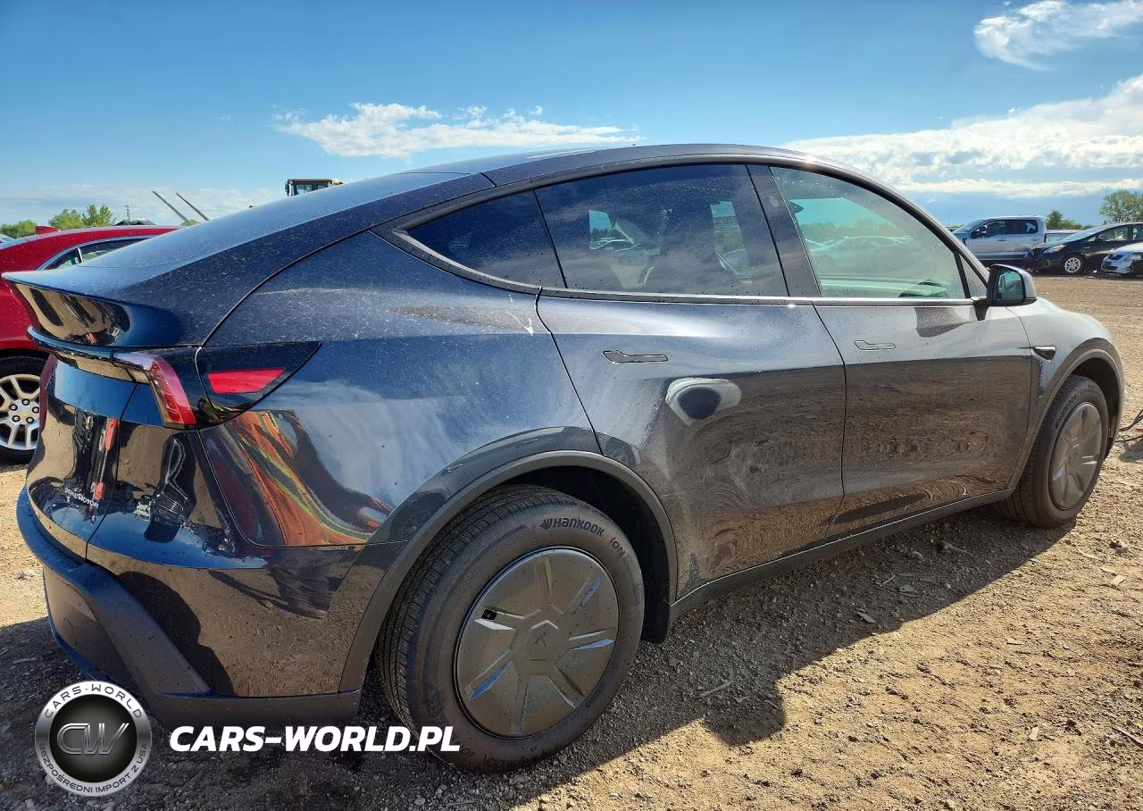 2026 Tesla Model Y VIN:7SAYGDEE2TA687109 - 3