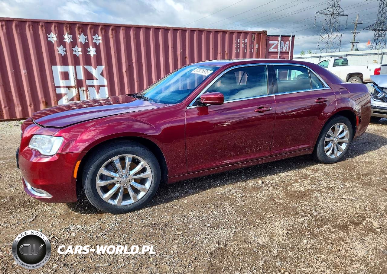 2016 Chrysler 300 Limited