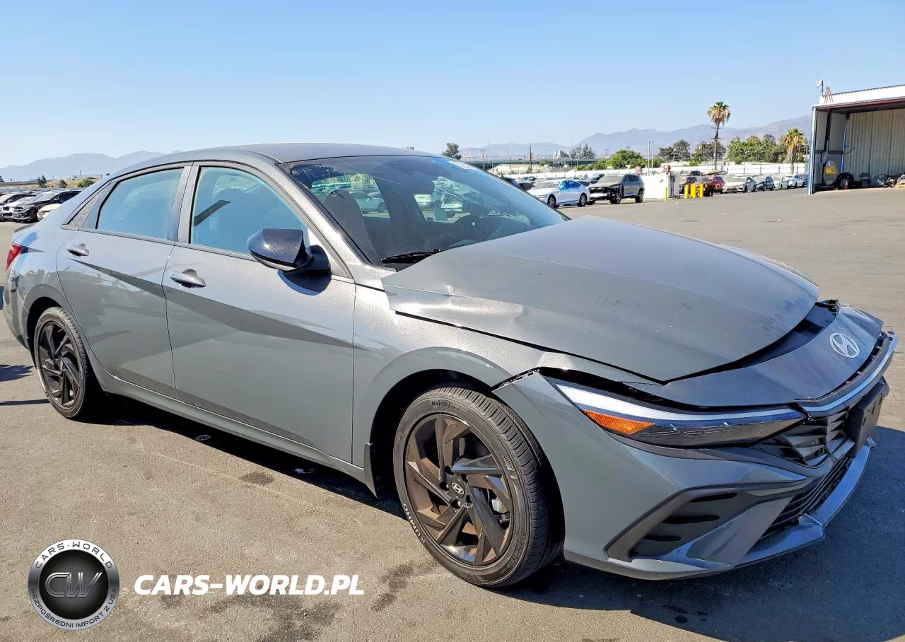 2026 Hyundai Elantra Sel Sport VIN:KMHLM4DGXTU177616 - 4