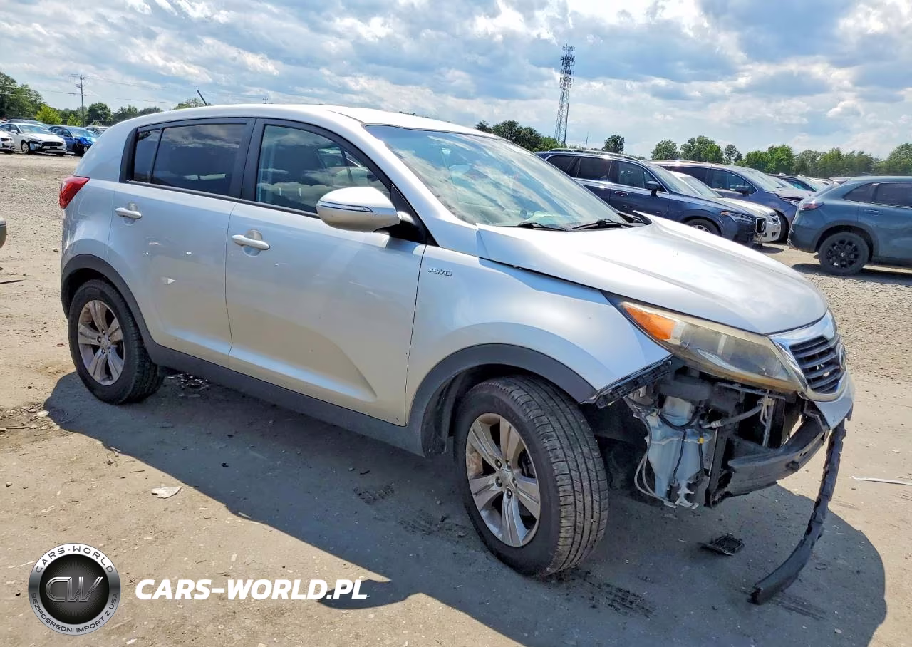 2013 Kia Sportage Lx VIN:KNDPBCA2XD7498778 - 4