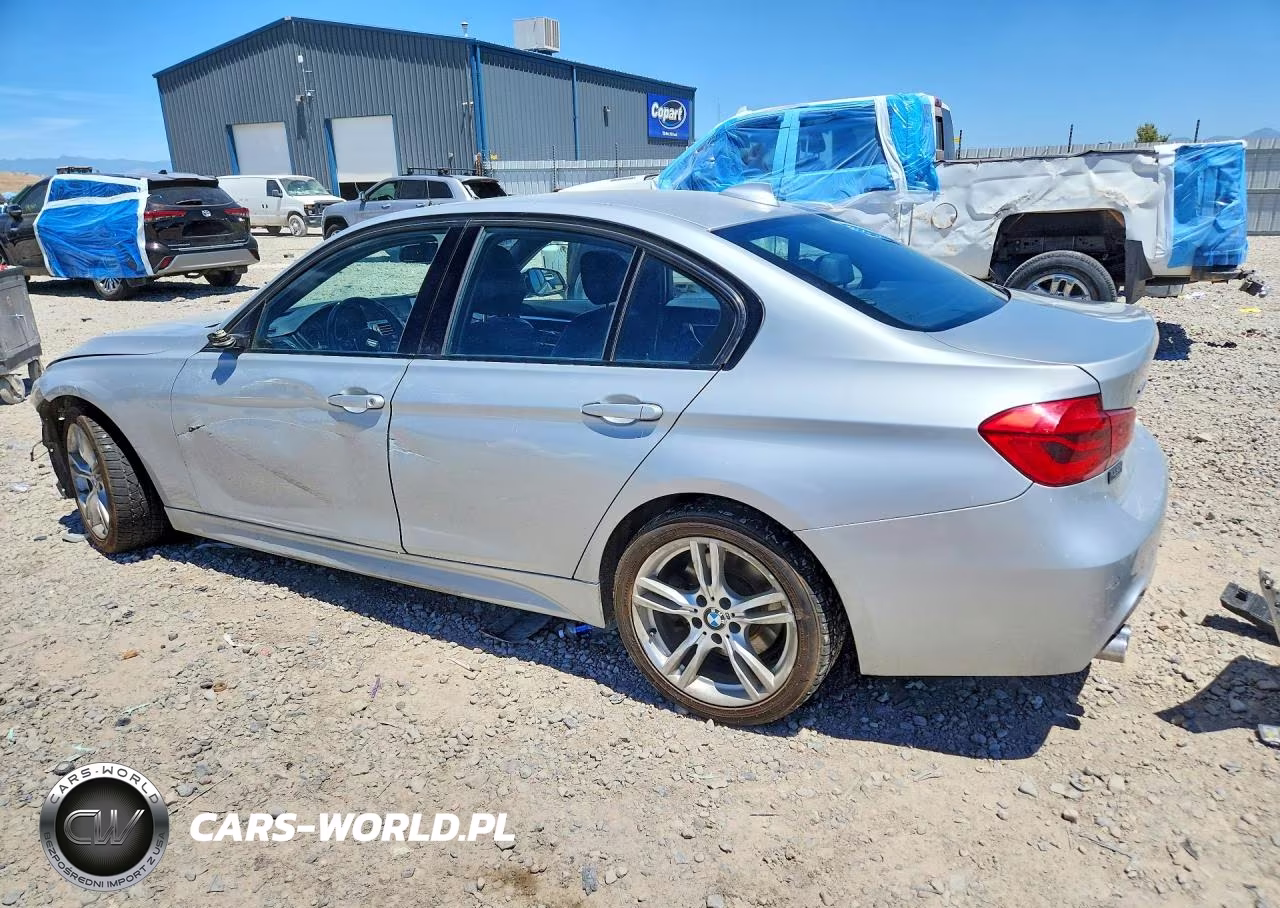 2018 BMW 330 Xi VIN:WBA8D9C5XJA013348 - 2