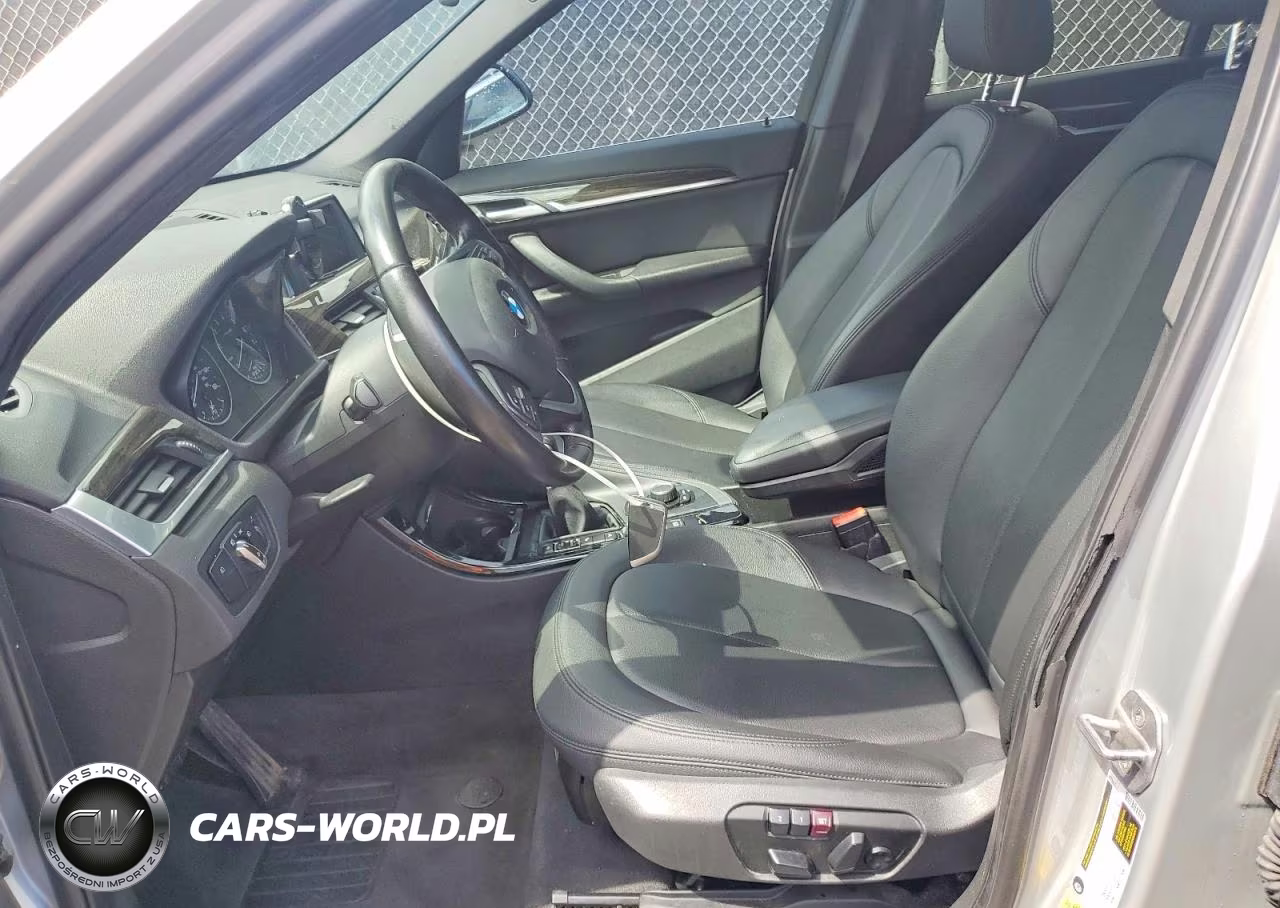 2016 BMW X1 xDrive28I VIN:WBXHT3C34G5E52411 - 7