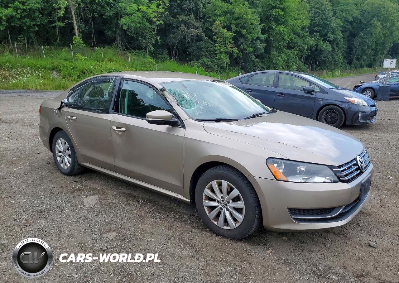 2015 Volkswagen Passat S VIN:1VWAT7A30FC098447 - 4