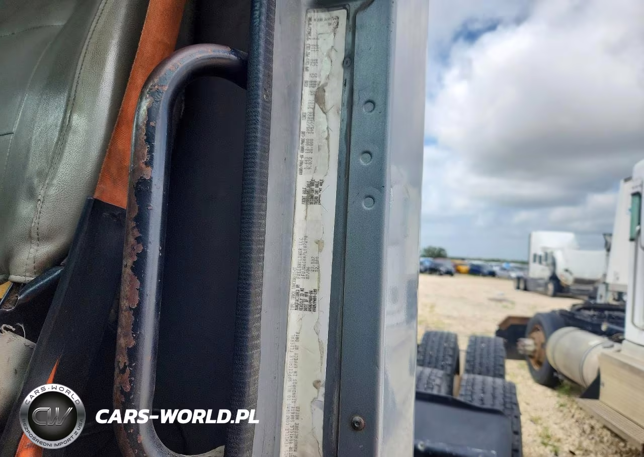 2007 Freightliner Conventional Columbia VIN:1FUJA6CK47LY07298 - 10