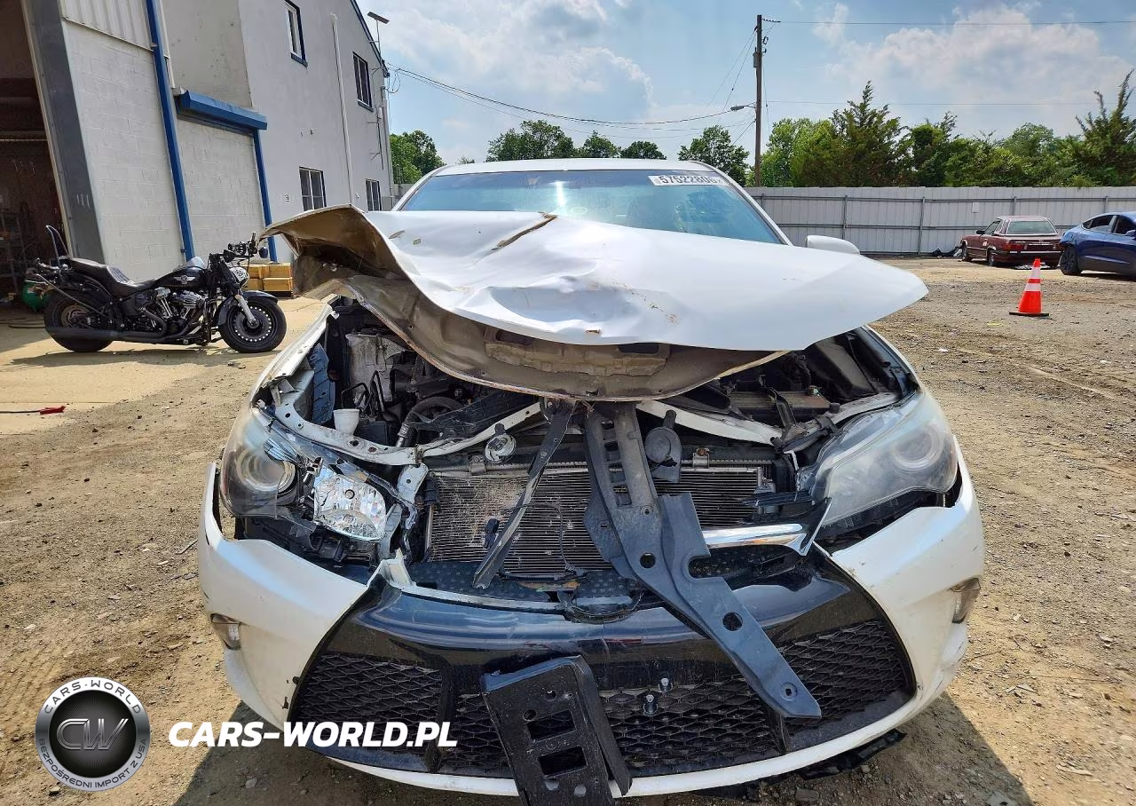 2017 Toyota Camry Se VIN:4T1BF1FK8HU450968 - 5