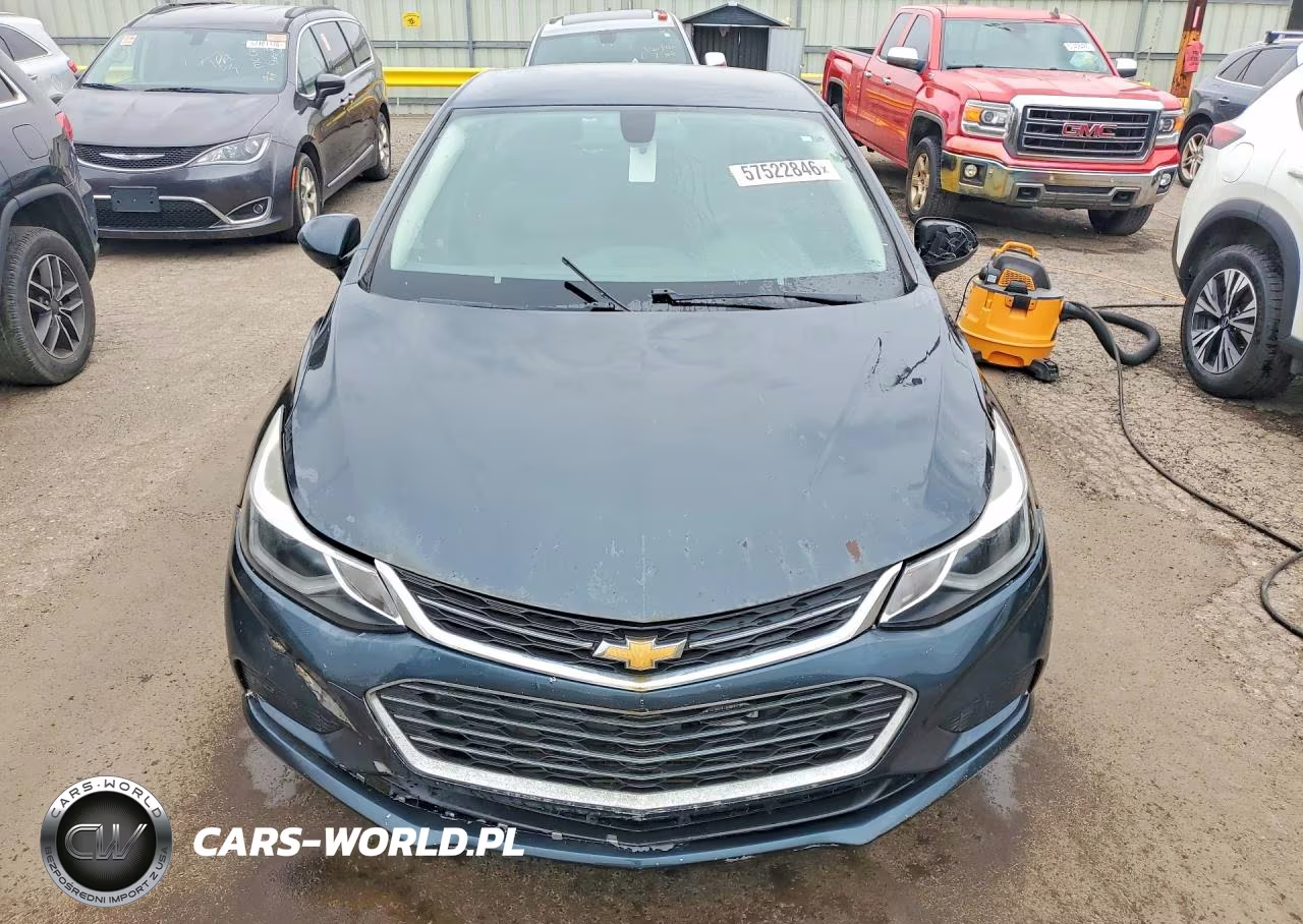2017 Chevrolet Cruze Lt VIN:1G1BE5SM1H7200761 - 5