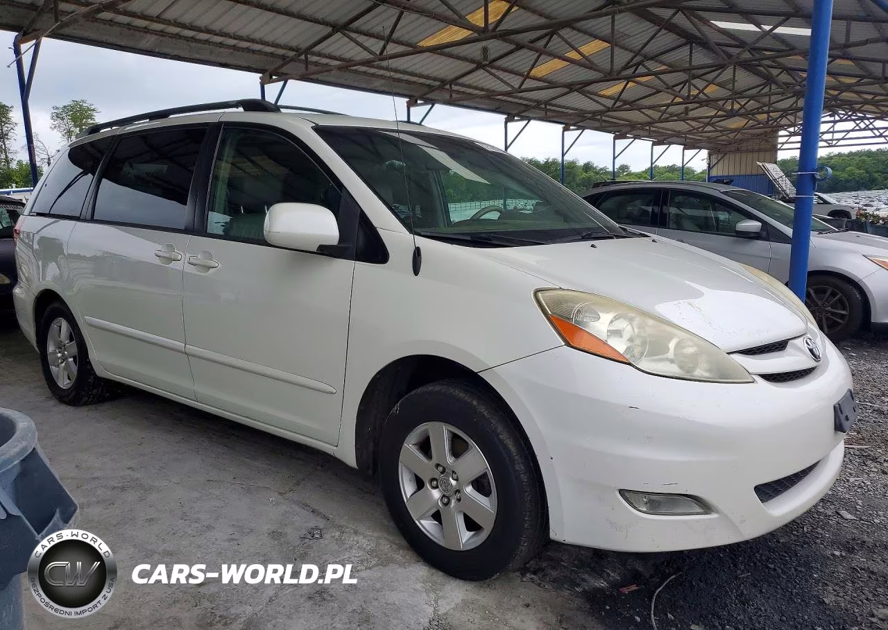 2009 Toyota Sienna Xle VIN:5TDZK22C59S235122 - 4