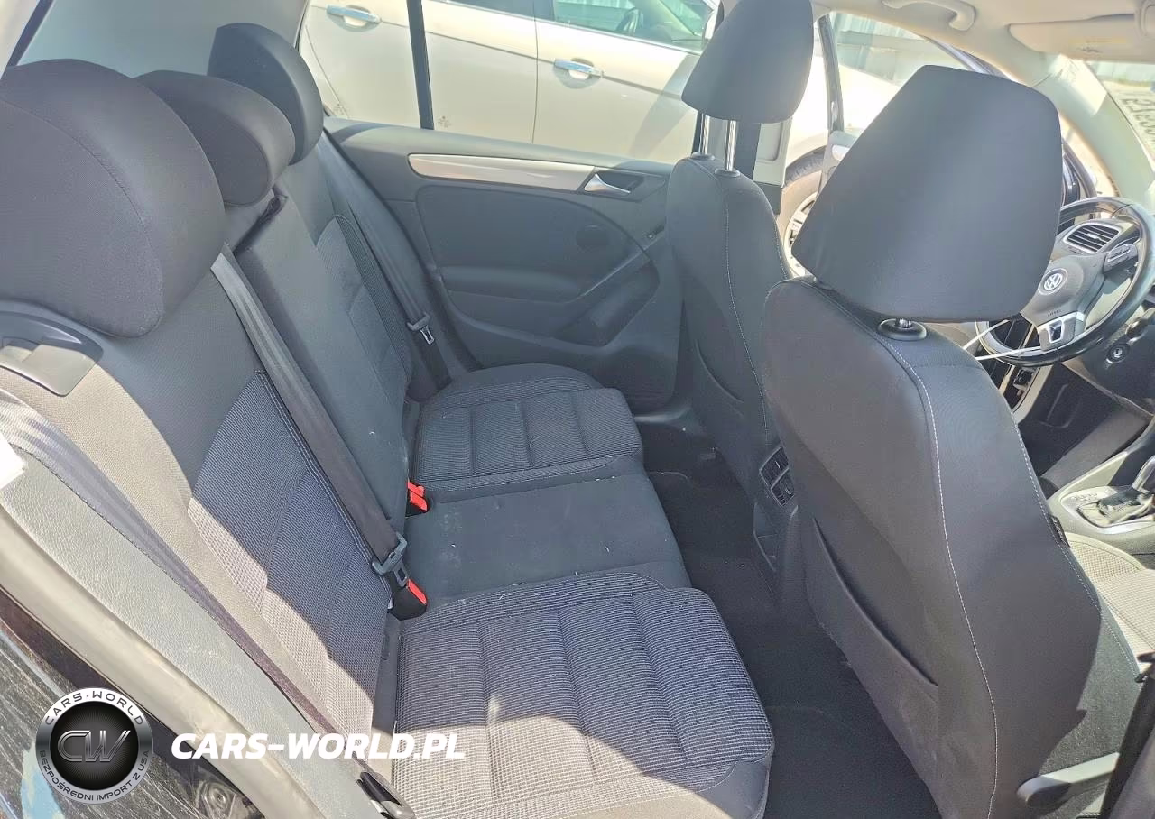 2011 Volkswagen Golf VIN:WVWDM7AJXBW179511 - 10