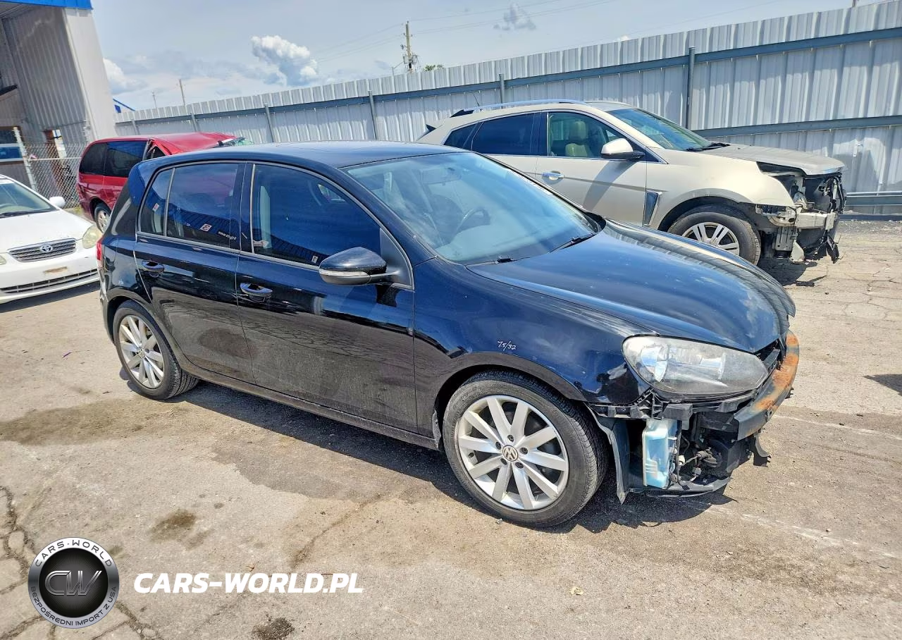 2011 Volkswagen Golf VIN:WVWDM7AJXBW179511 - 4