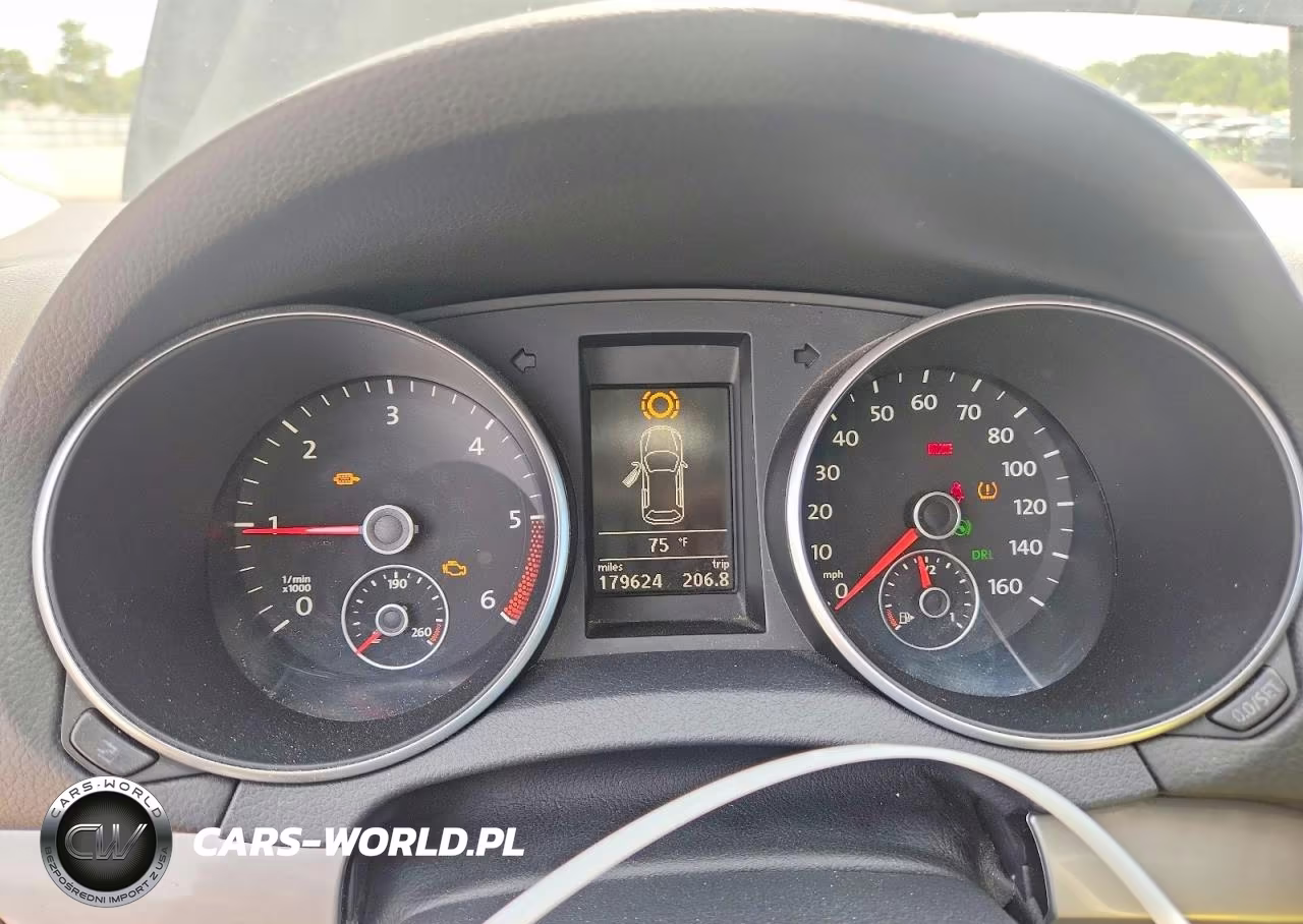 2011 Volkswagen Golf VIN:WVWDM7AJXBW179511 - 9